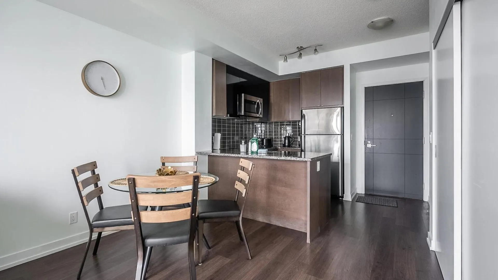Modern Dunfield Ave Condos By Globalstay Toronto