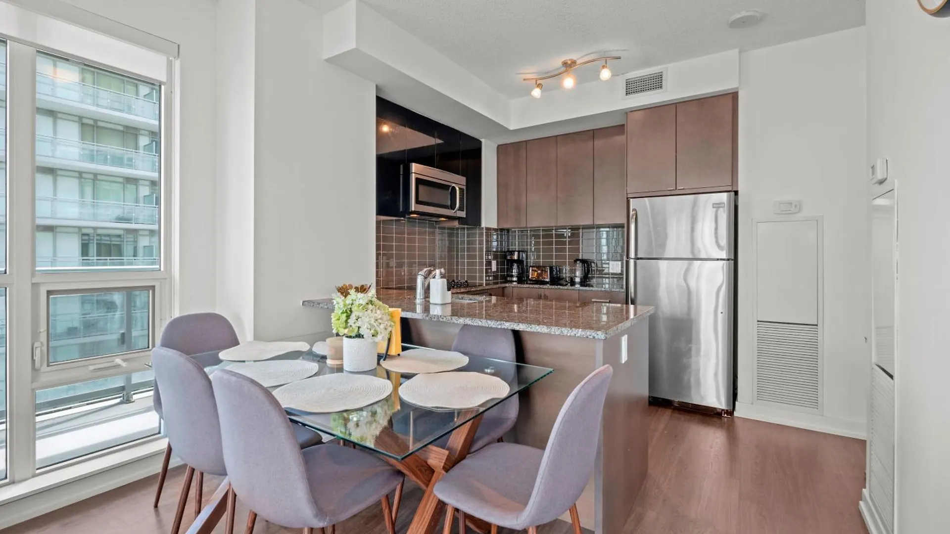 Modern Dunfield Ave Condos By Globalstay Toronto 0*,